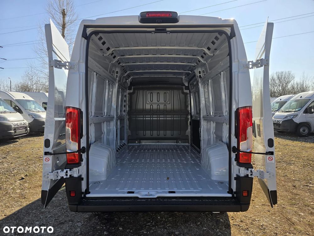 Opel Movano L3H2 140KM - 12