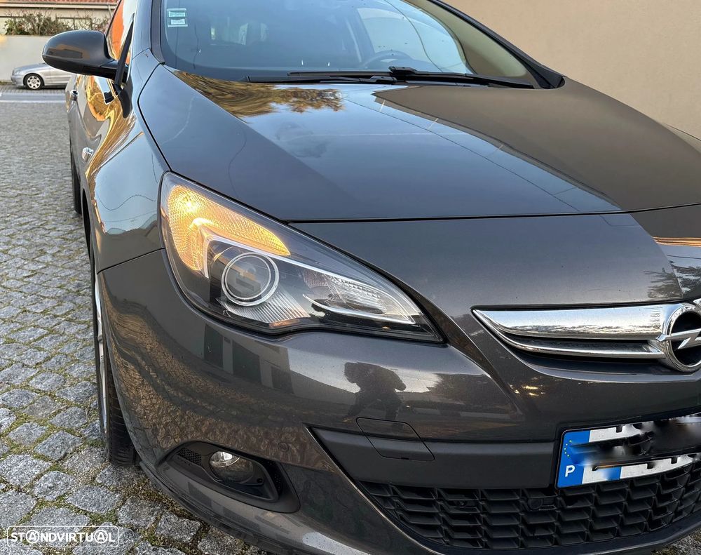 Opel Astra GTC - 22