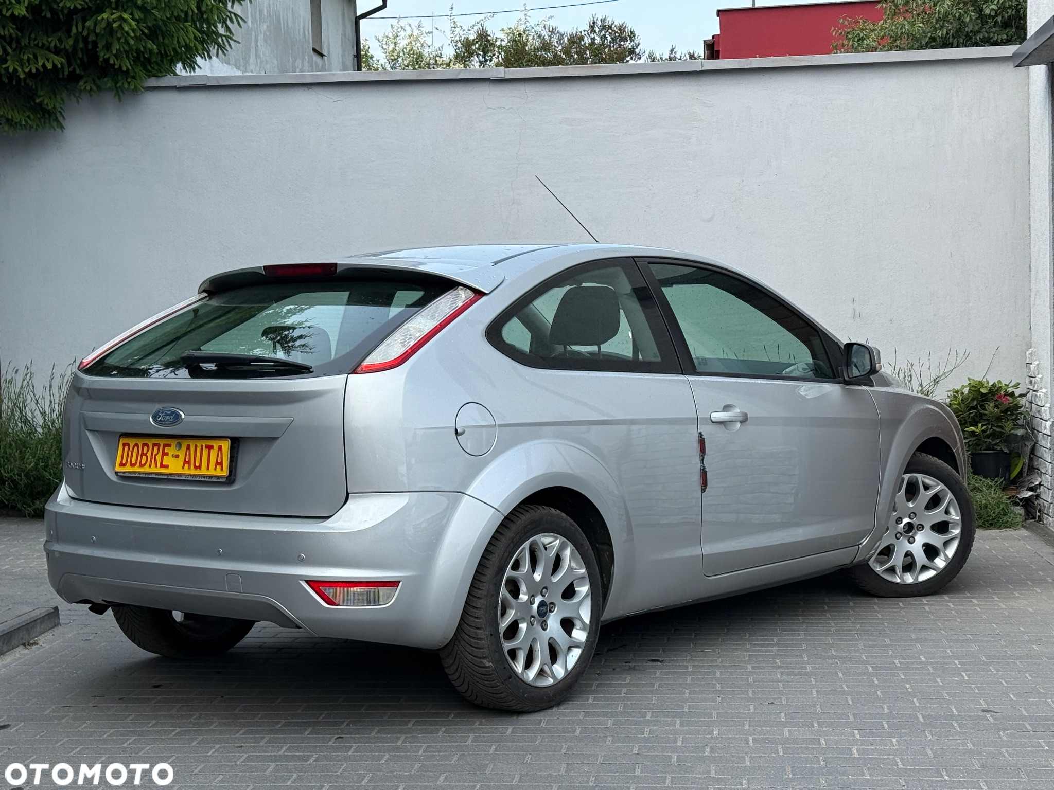 Ford Focus 1.6 Ti-VCT Sport - 24