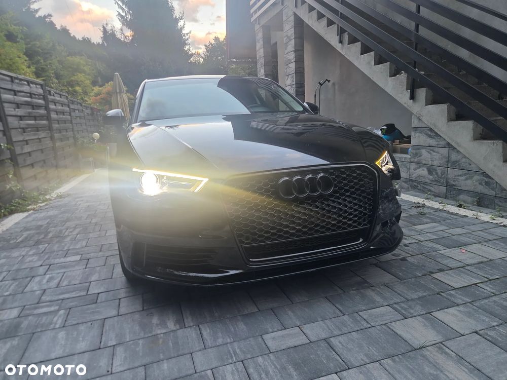 Audi A3 Limousine 1.4 TFSI S line Sportpaket - 4