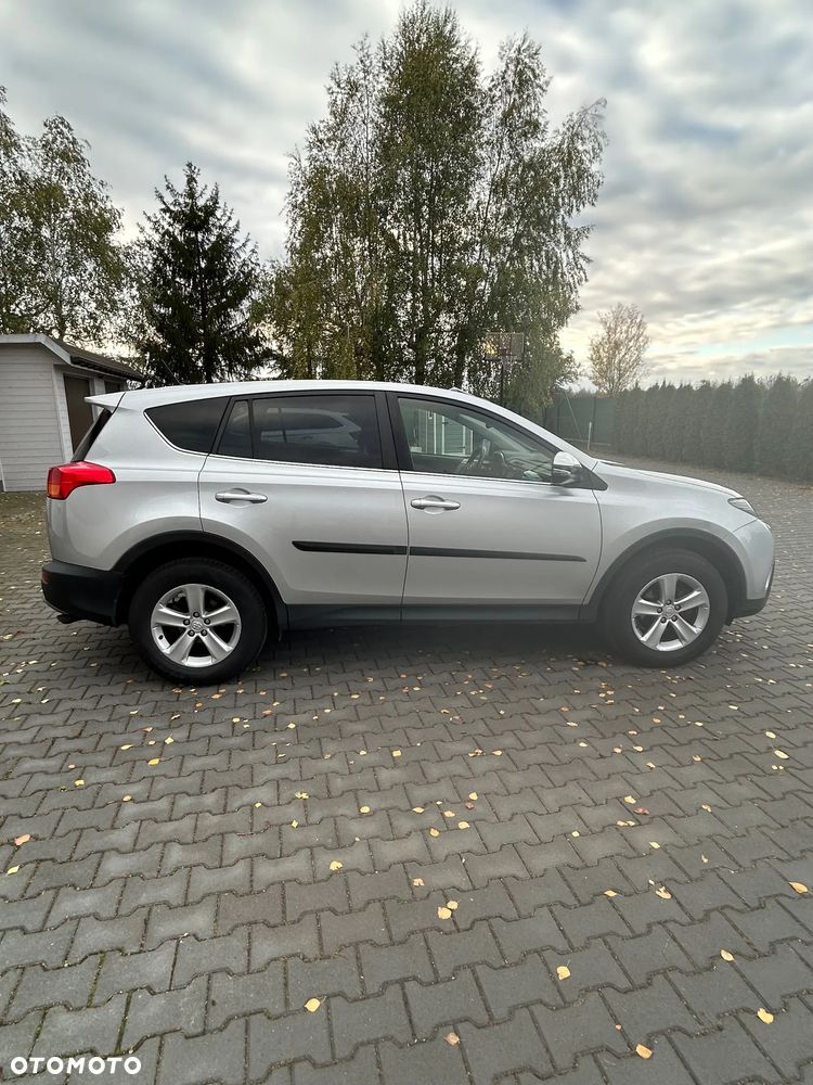Toyota RAV4 2.0 D-4D Premium 4x2 - 8