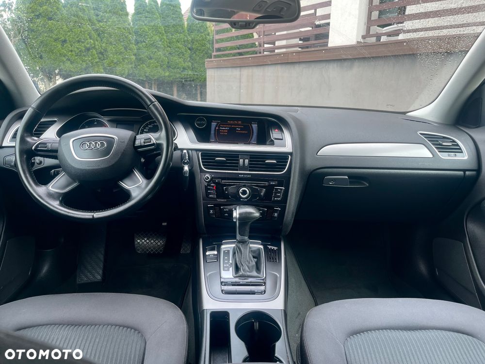 Audi A4 Avant - 11