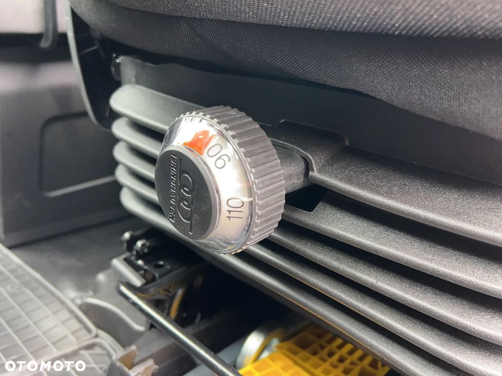 Iveco Daily 35S16H3.0 DOKA 3.0 Diesel 160KM Brygadowy 7-osób dostępny "od ręki" - 15