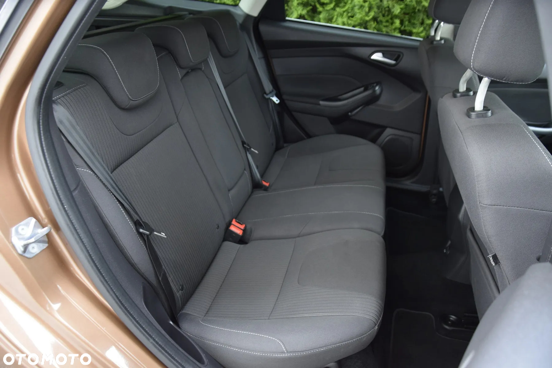 Ford Focus Turnier 1.0 EcoBoost Start-Stopp-System TITANIUM - 27