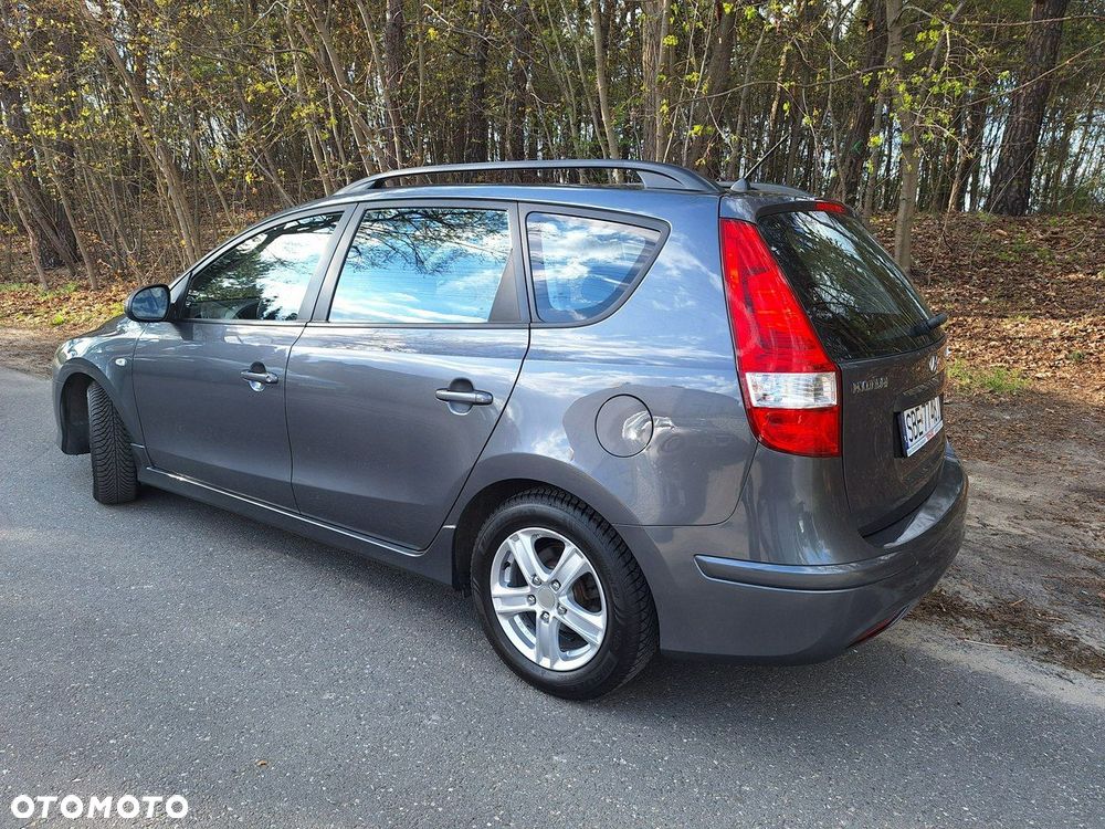 Hyundai i30 1.4 FIFA WM Edition - 3