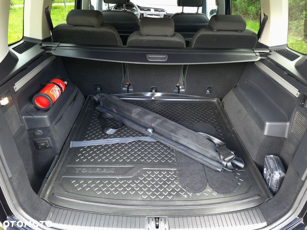 Volkswagen Touran 2.0 TDI BMT Highline DSG - 35