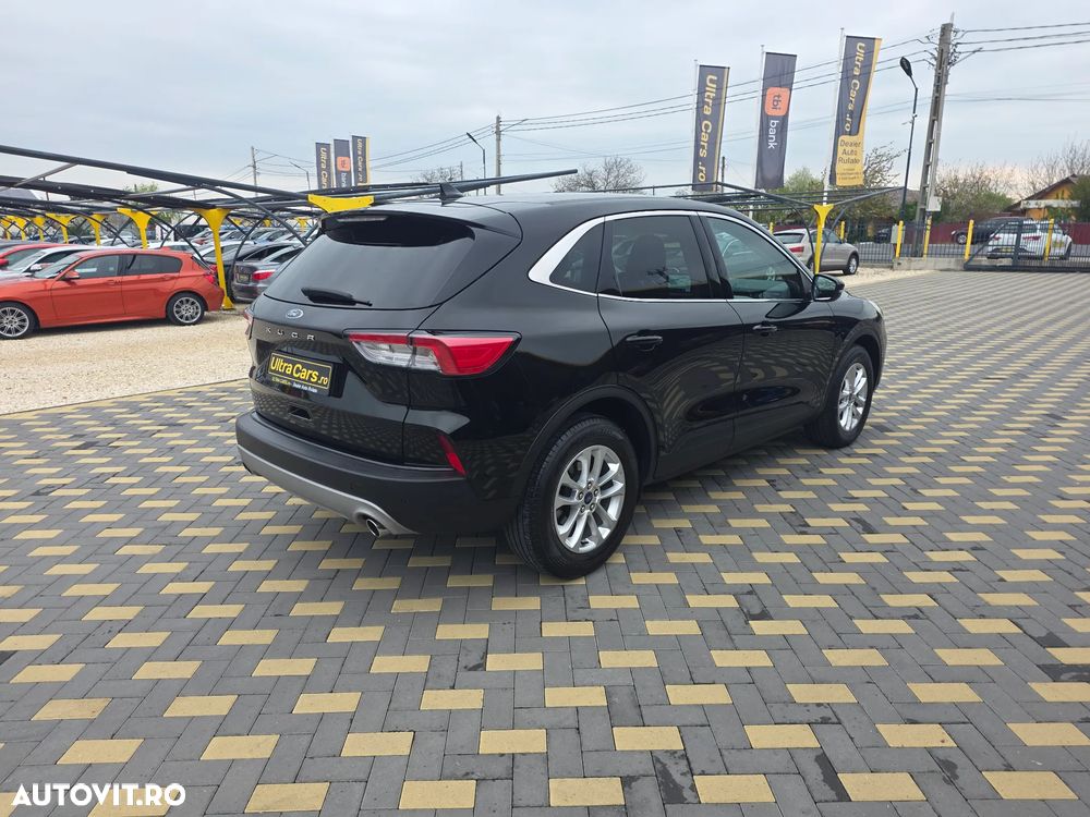 Ford Kuga - 5