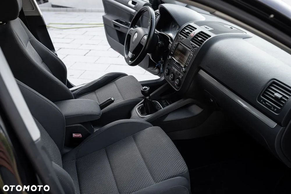 Volkswagen Golf Variant ver-1-4-tsi-individual - 11