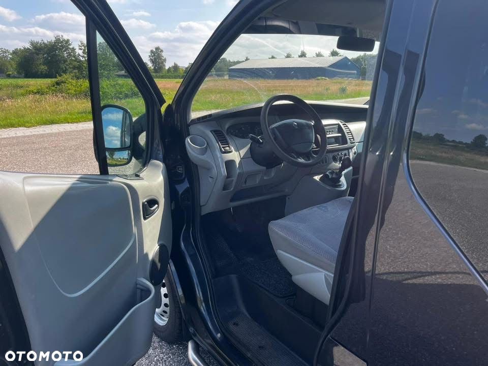 Renault Trafic - 11
