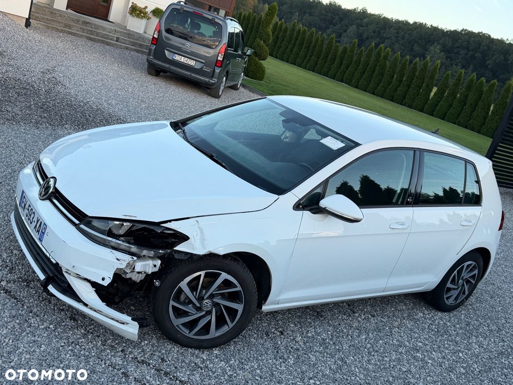 Volkswagen Golf 1.0 TSI OPF DSG Comfortline - 12