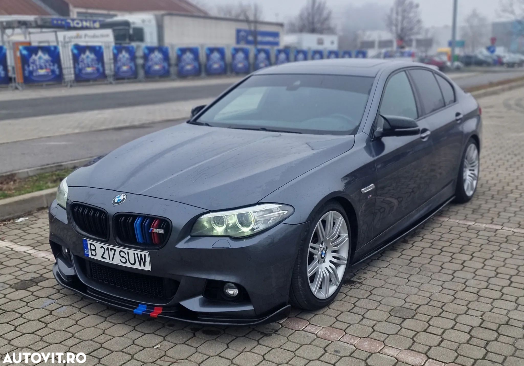 BMW Seria 5 525d xDrive AT - 1
