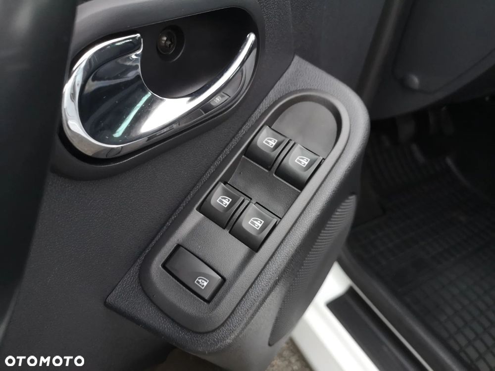 Dacia Duster dCi 110 FAP 4x4 Laureate - 22