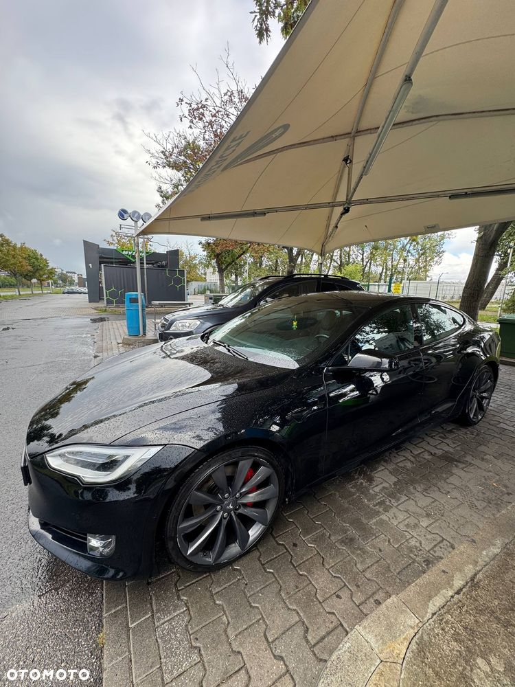 Tesla Model S Standard Reichweite - 2
