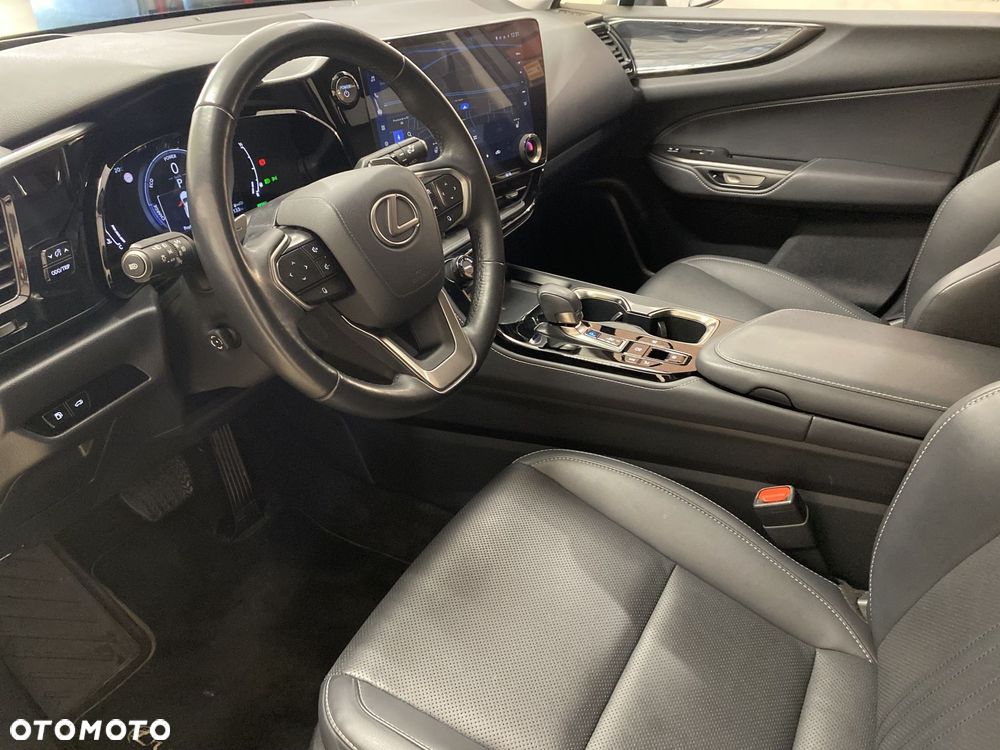 Lexus NX 350h Prestige AWD - 3