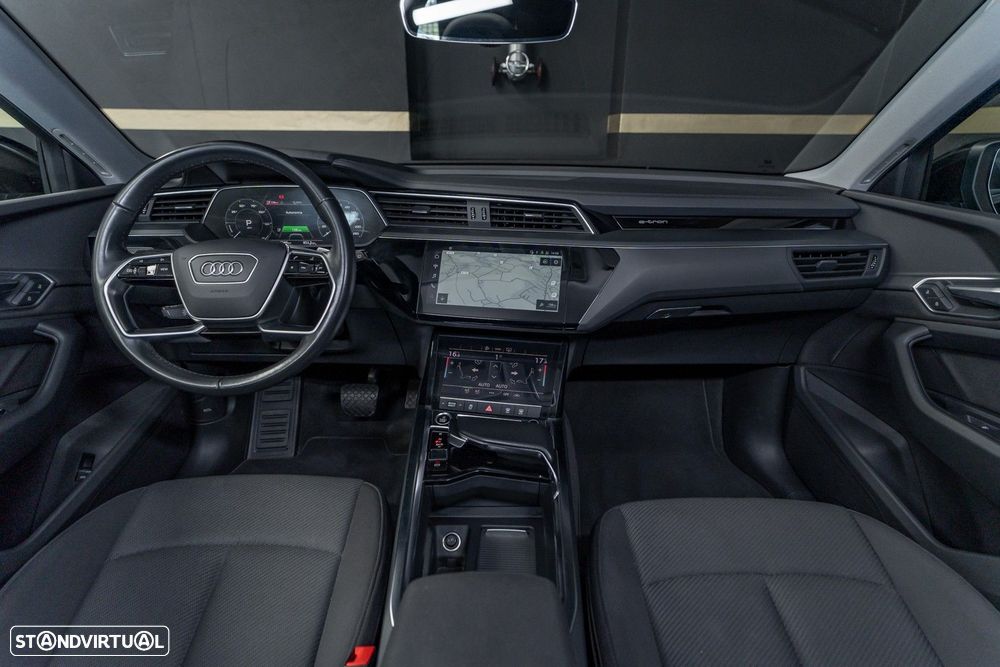 Audi e-tron 55 quattro Advanced - 12