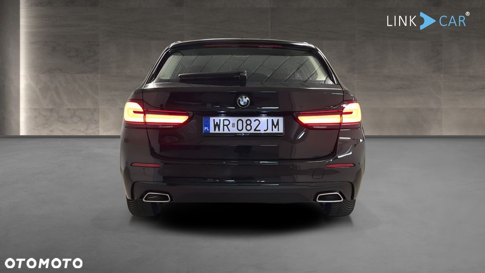 BMW Seria 5 520d mHEV - 5