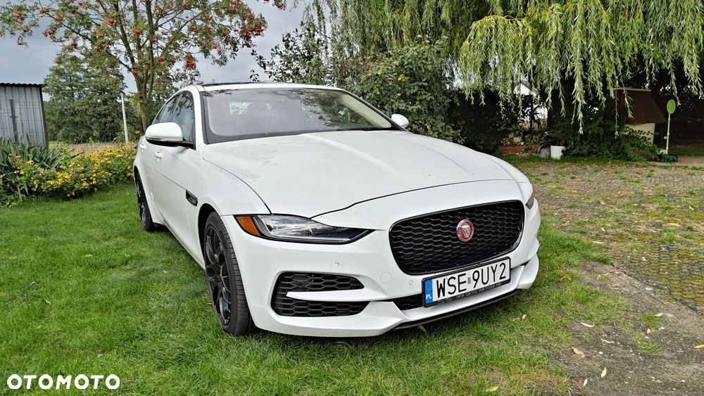 Jaguar XE 2.0 P250 S - 2