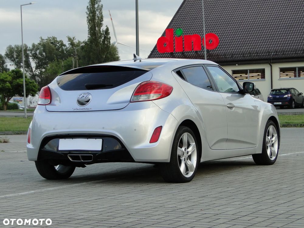 Hyundai Veloster 1.6 Premium - 10