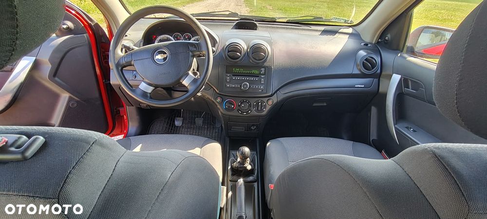 Chevrolet Aveo 1.2 16V Base / Classic - 5