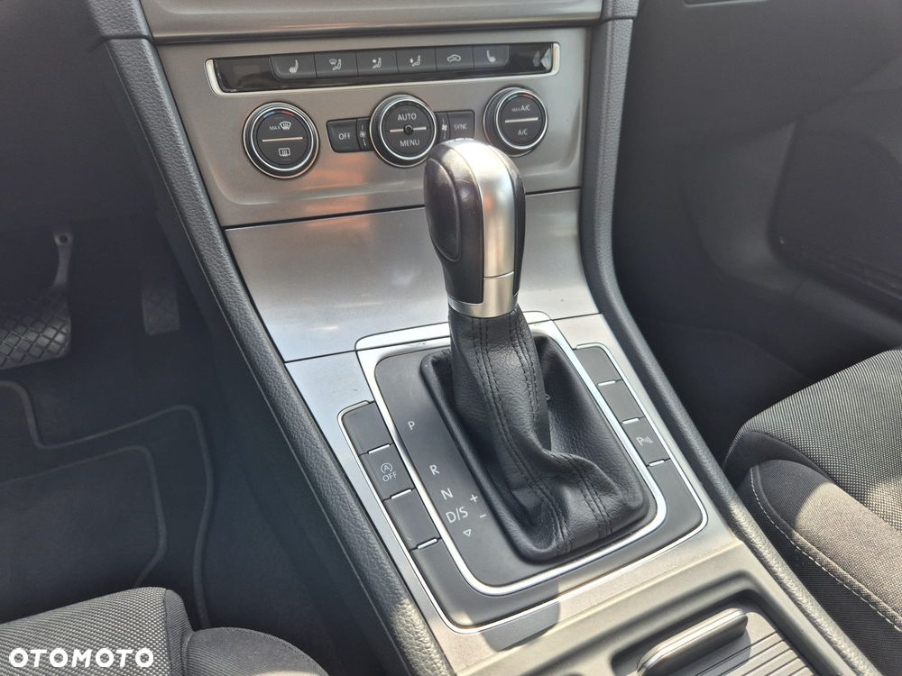Volkswagen Golf 1.6 TDI BMT Highline DSG - 15