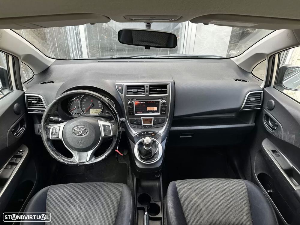 Toyota Verso-S 1.33 VVT-i Exclusive+Navi - 16