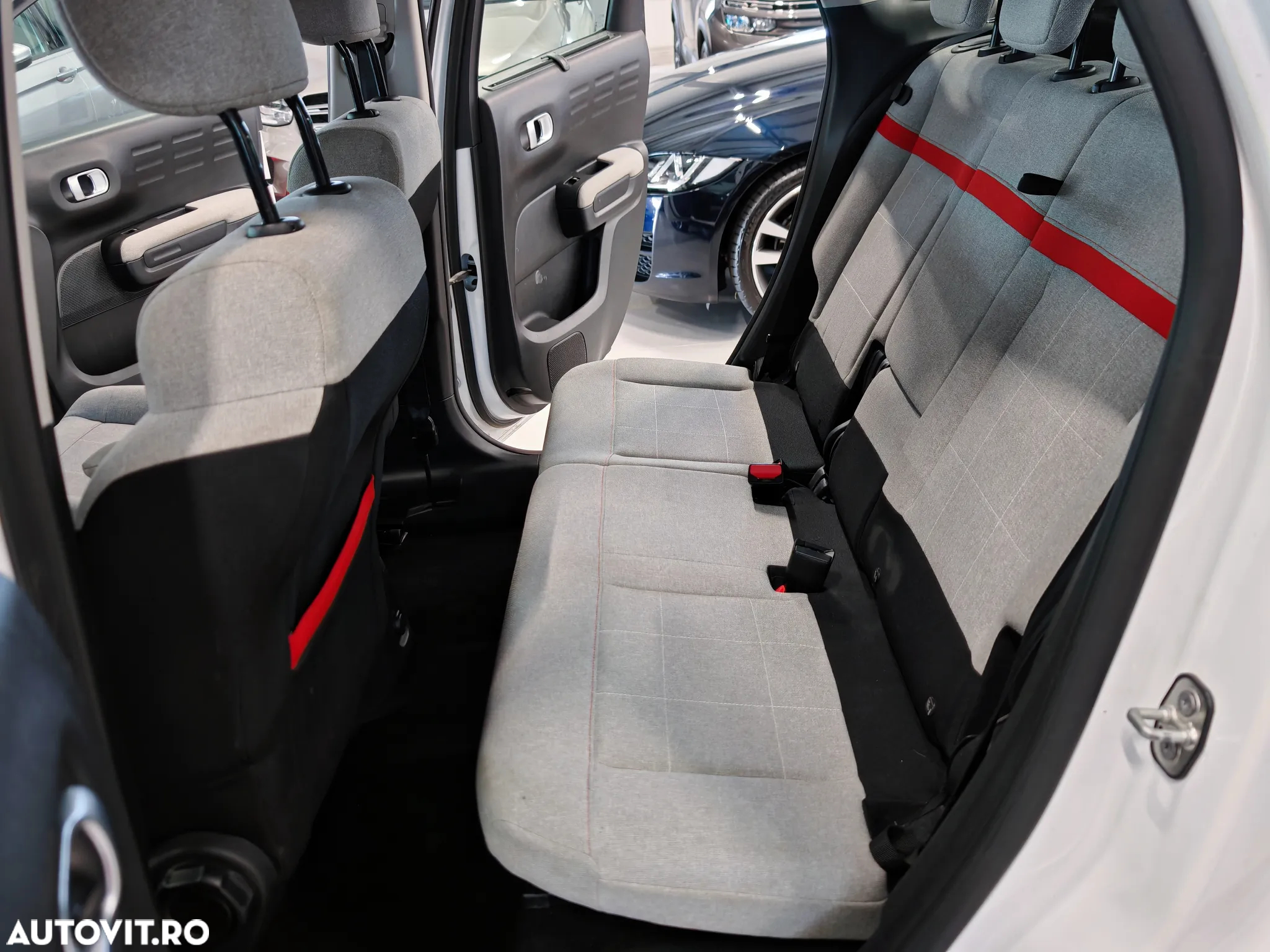 Citroën C3 AIRCROSS 1.2 PureTech S&S EAT6 Feel - 24