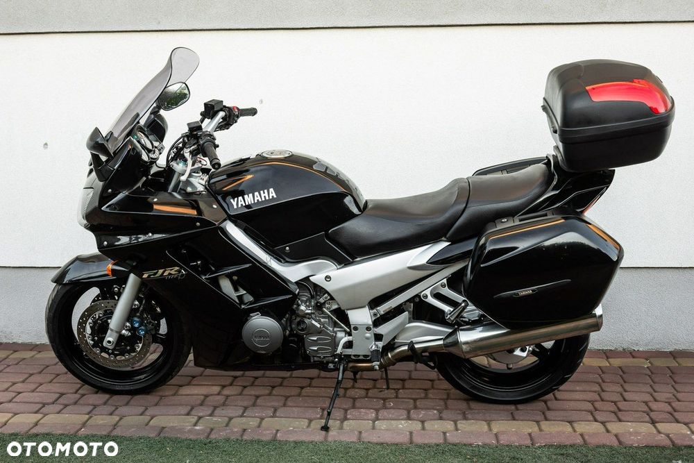 Yamaha FJR - 6