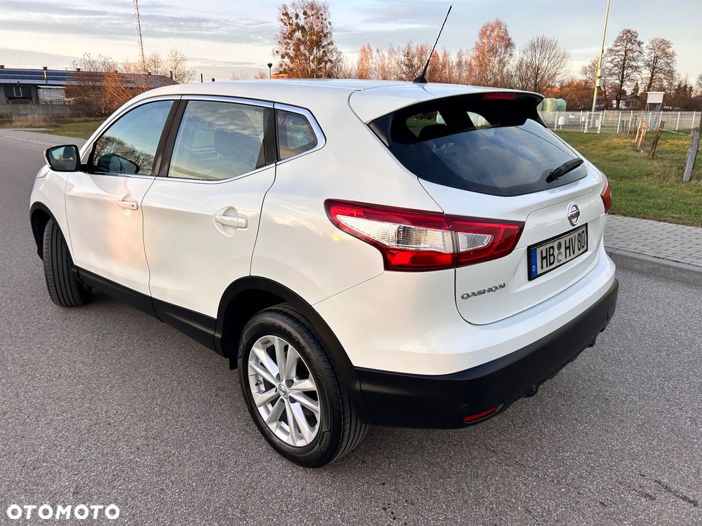 Nissan Qashqai 1.6 DCi Xtronic ACENTA - 4