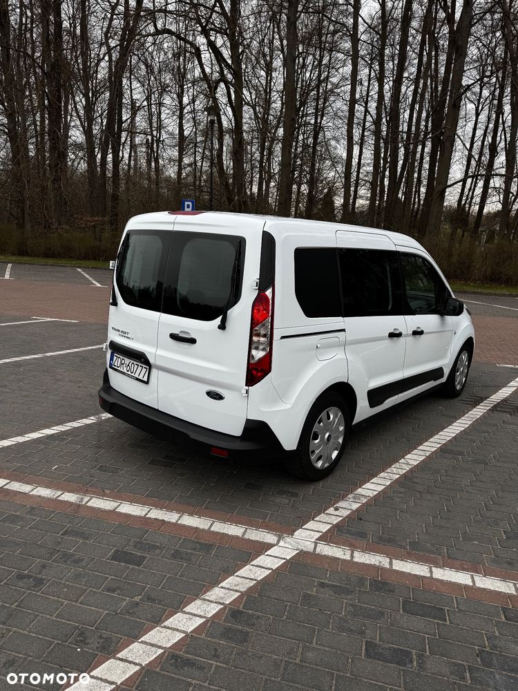 Ford Transit Connect - 5