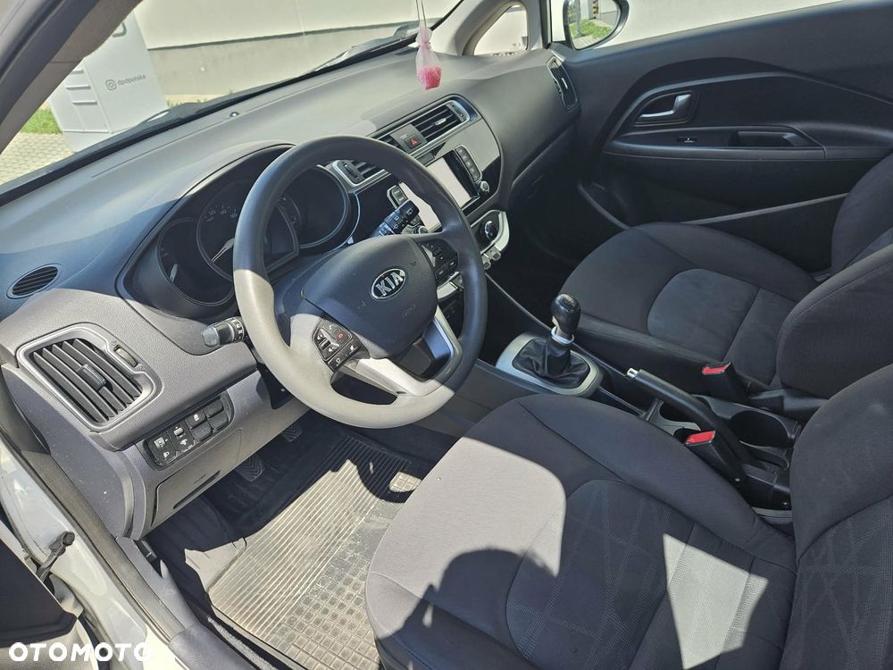 Kia Rio 1.1 crdi M - 6