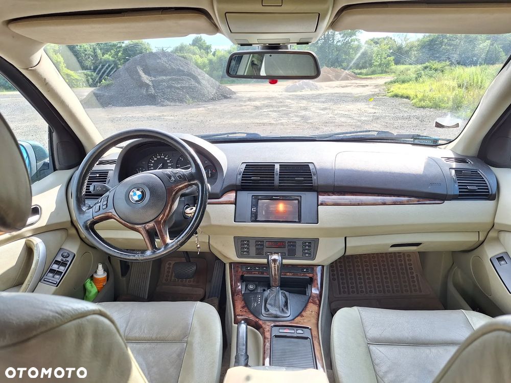 BMW X5 - 12