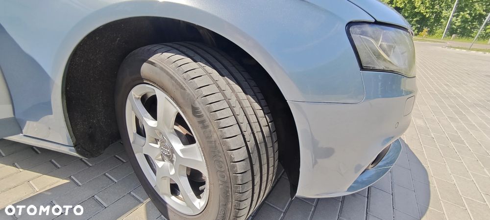 Audi A4 Avant 2.0 TDI DPF quattro Ambiente - 31