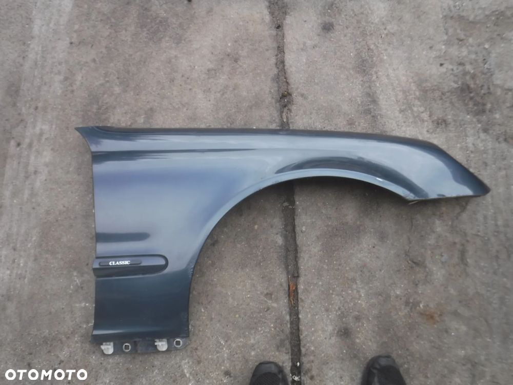 Mercedes C klasa W203 blotnik przod prawy lewy 189 - 2