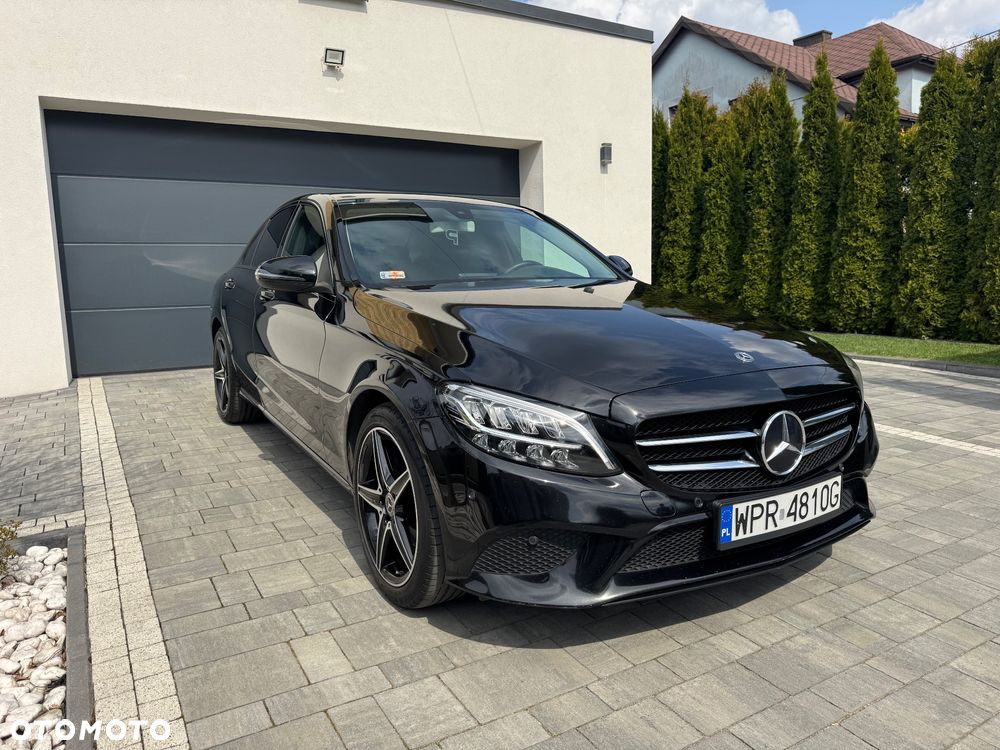 Mercedes-Benz Klasa C 220 d 9G-TRONIC - 14