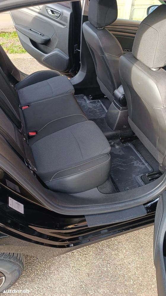 Renault Megane TCe Business - 8