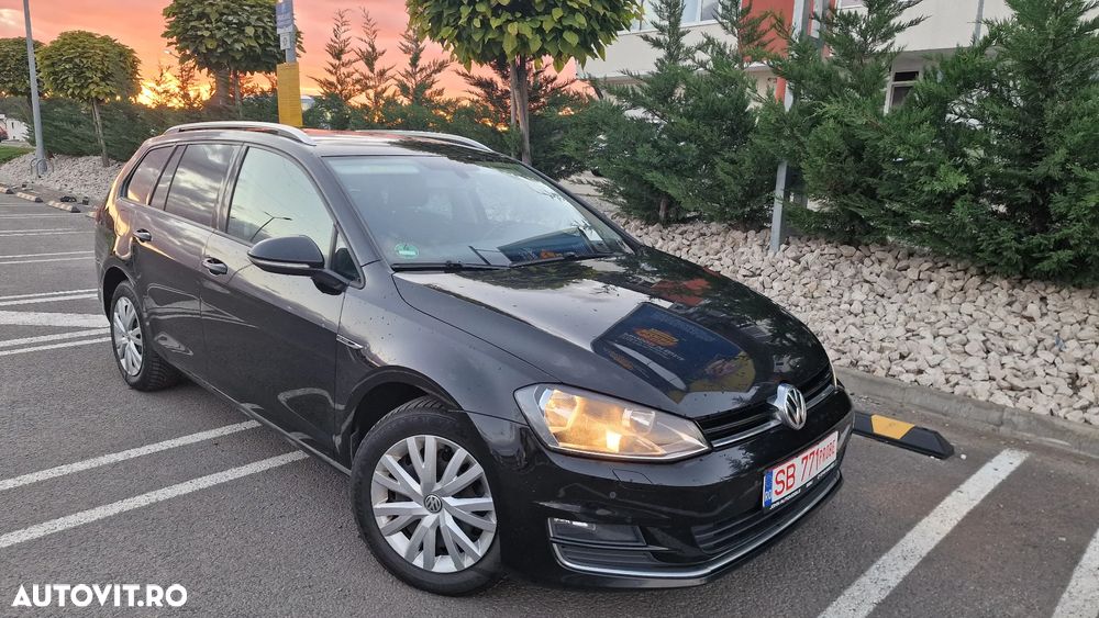 Volkswagen Golf 2.0 TDI BlueMotion Technology Lounge - 5