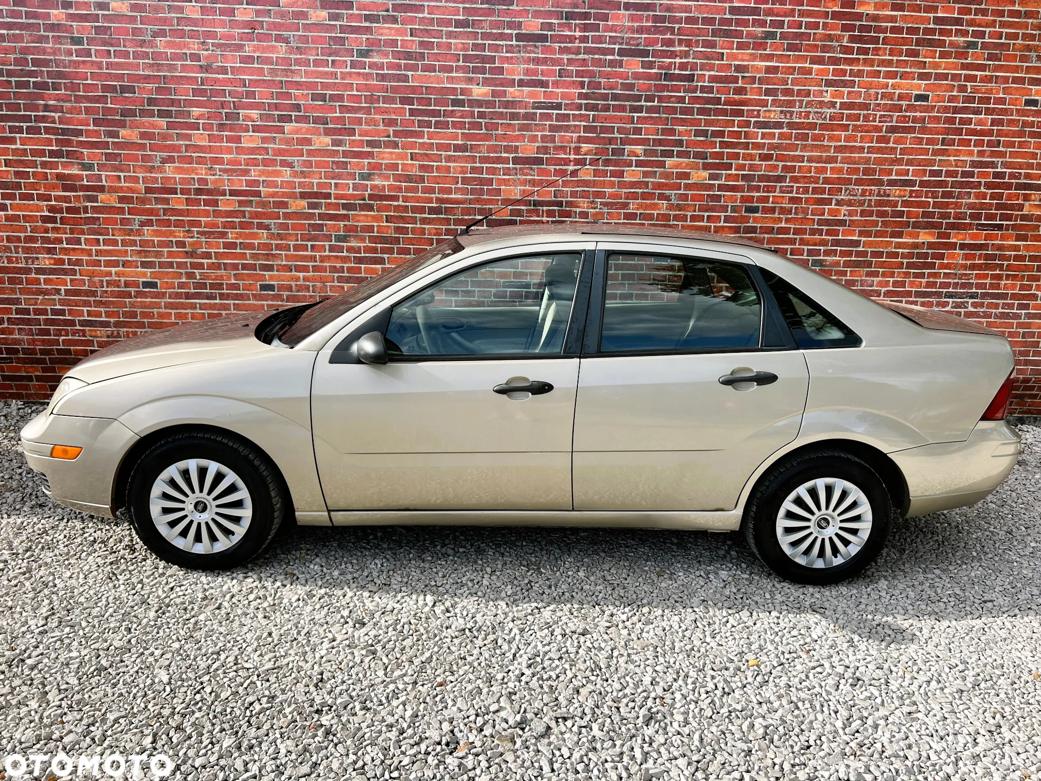 Ford Focus - 34