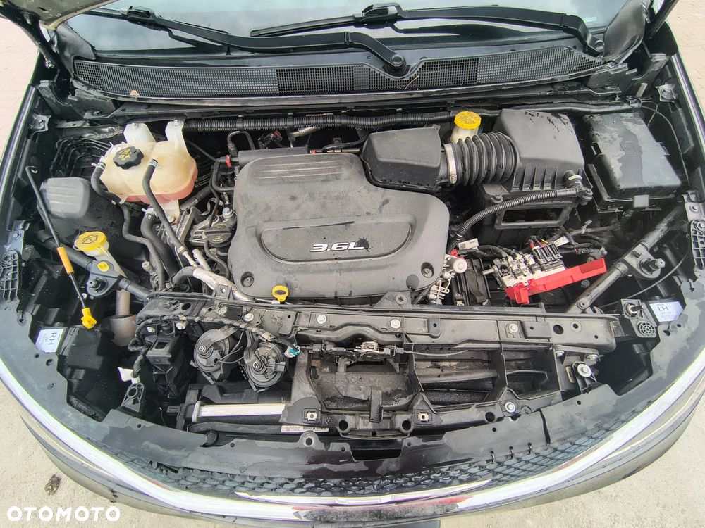 Chrysler Pacifica - 9