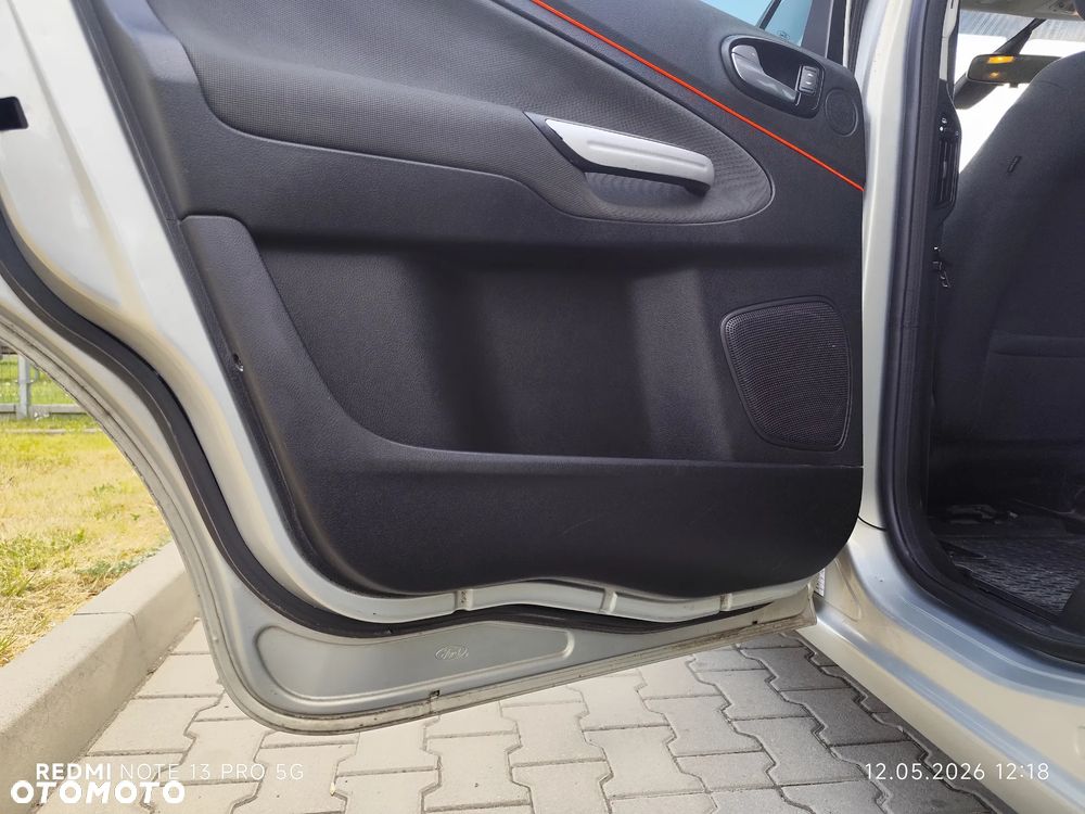 Ford S-Max 2.0 TDCi Ambiente - 17