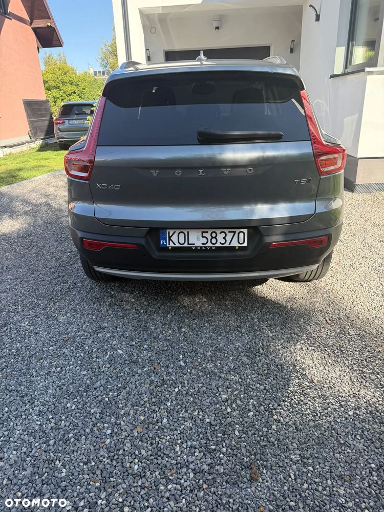 Volvo XC 40 T5 AWD Momentum (Intro Edition) - 3