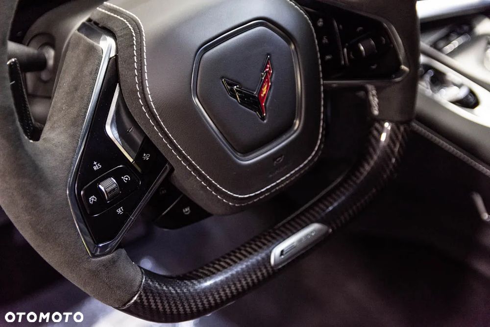 Chevrolet Corvette - 38