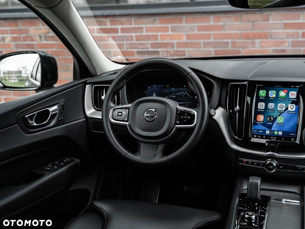 Volvo XC 60 B4 D Plus Bright - 32