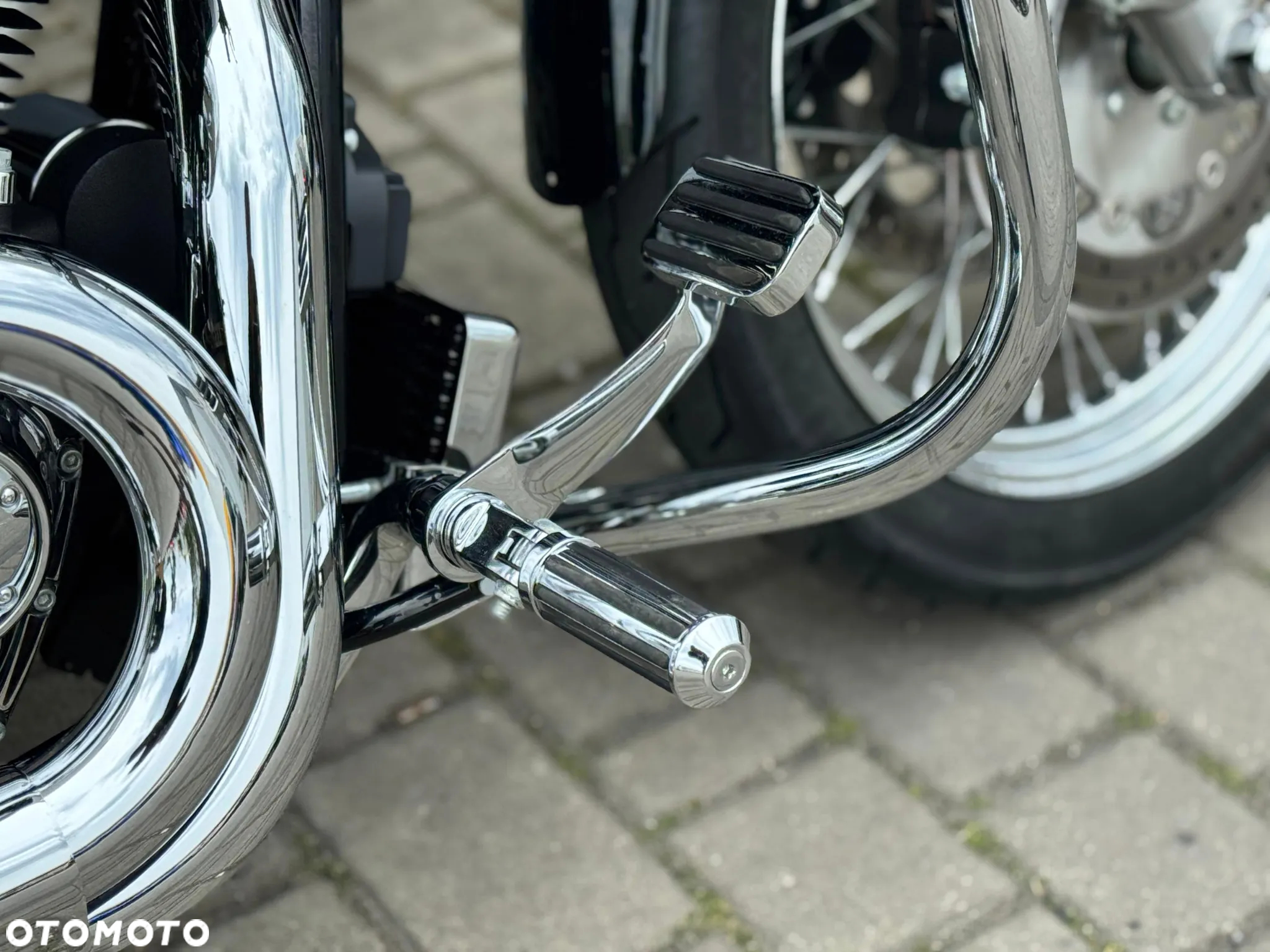 Harley-Davidson Dyna Low Rider - 10
