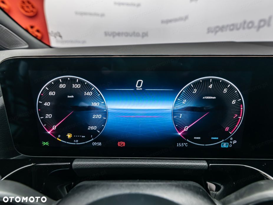 Mercedes-Benz GLA 200 AMG Line - 11