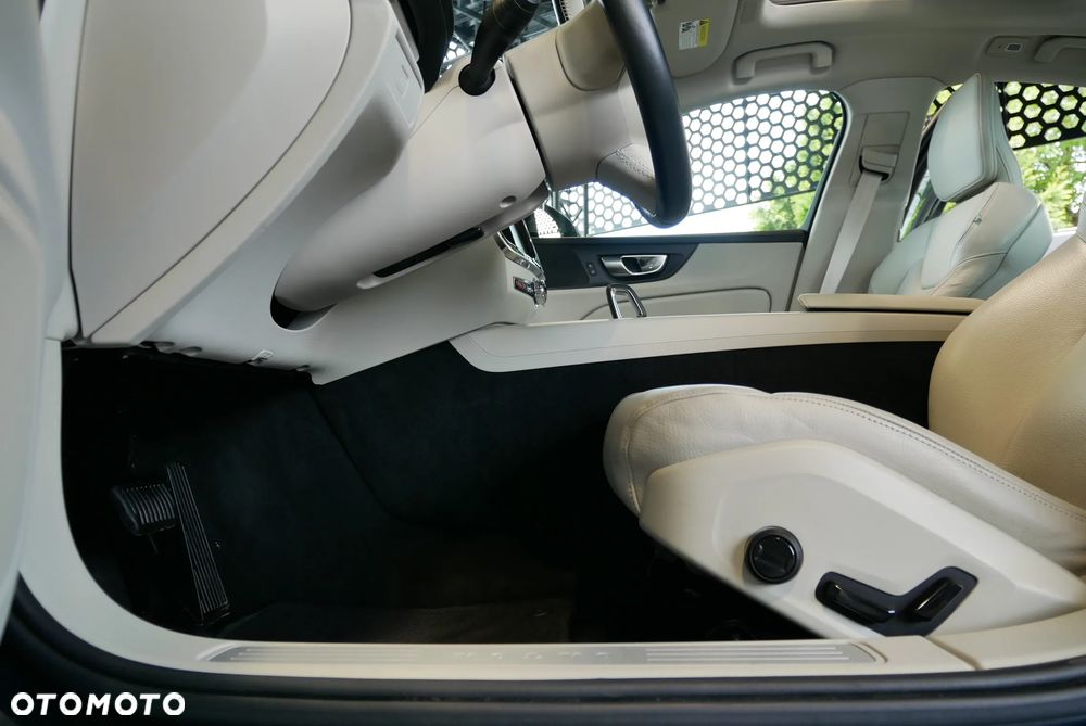 Volvo S60 - 23