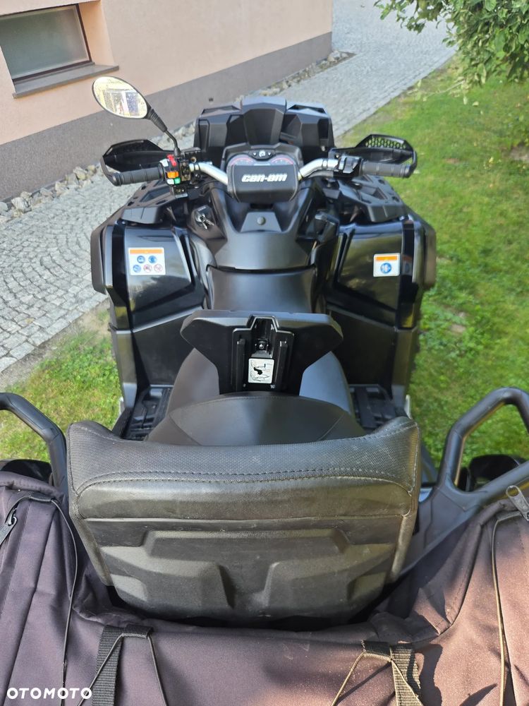 Can-Am Outlander Max - 4