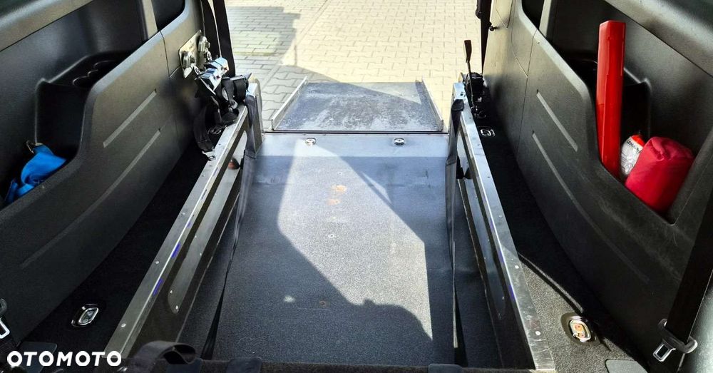 Volkswagen Caddy - 33