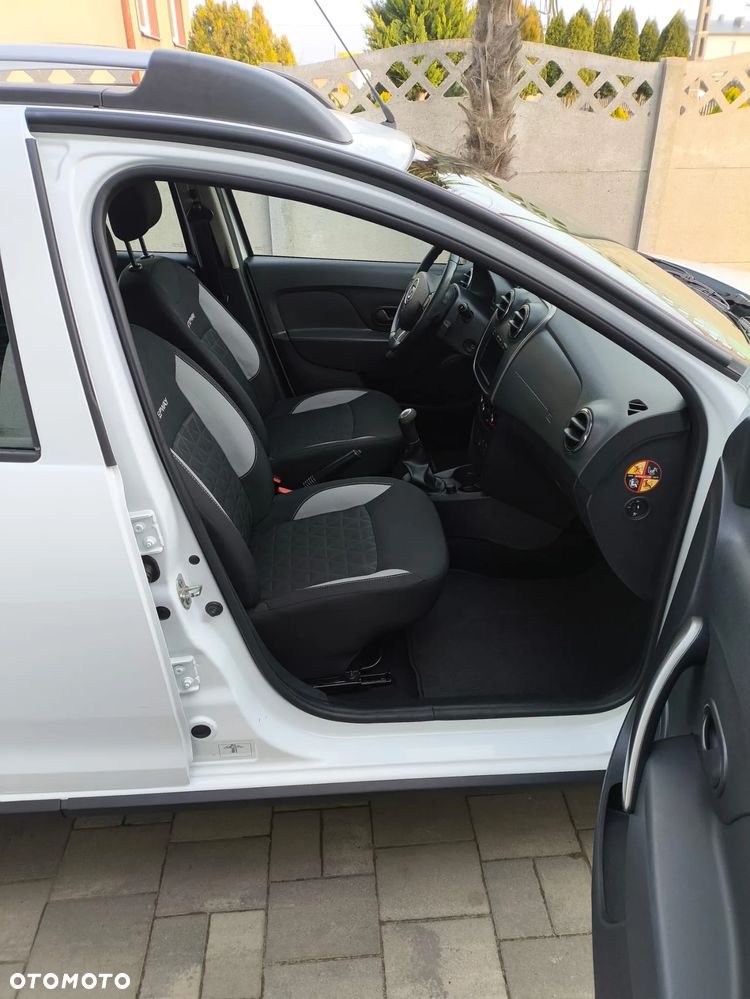 Dacia Sandero 1.5 dCi Laureate - 10