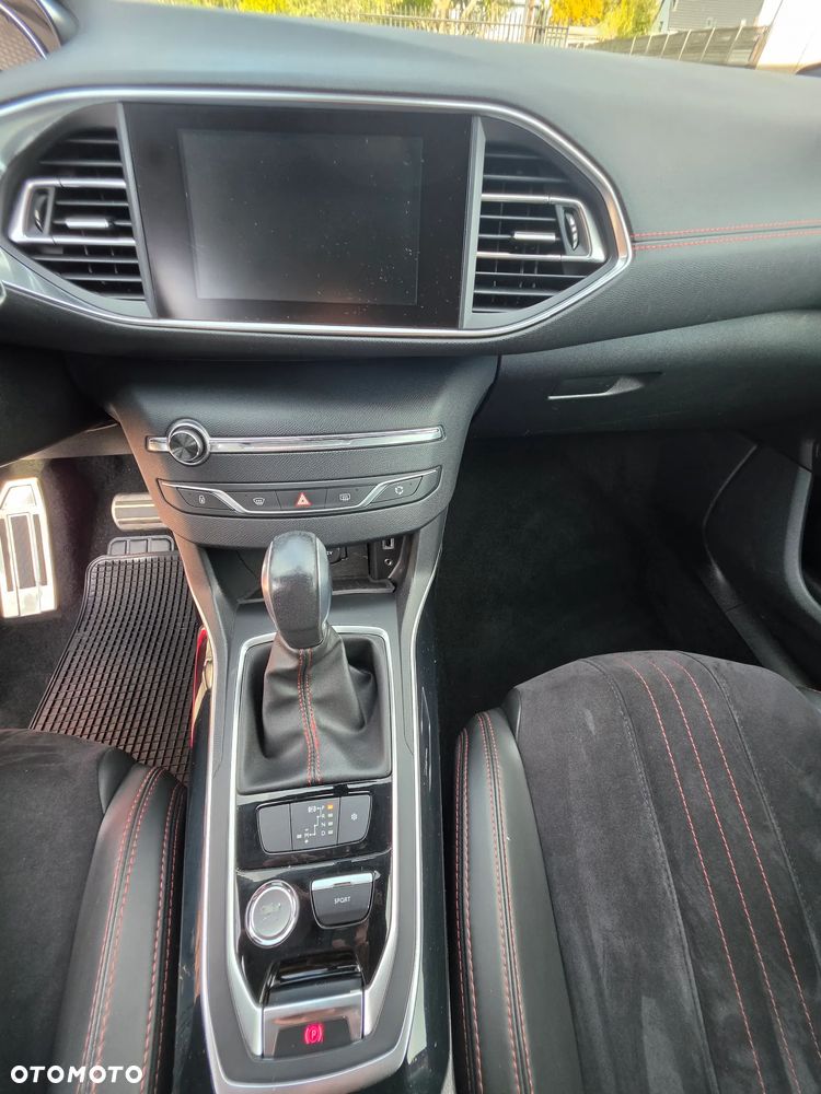 Peugeot 308 BlueHDi 180 EAT6 GT - 28