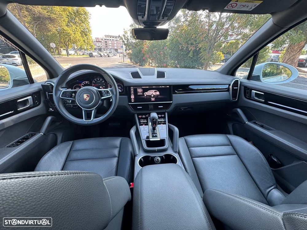 Porsche Cayenne Tiptronic S - 8
